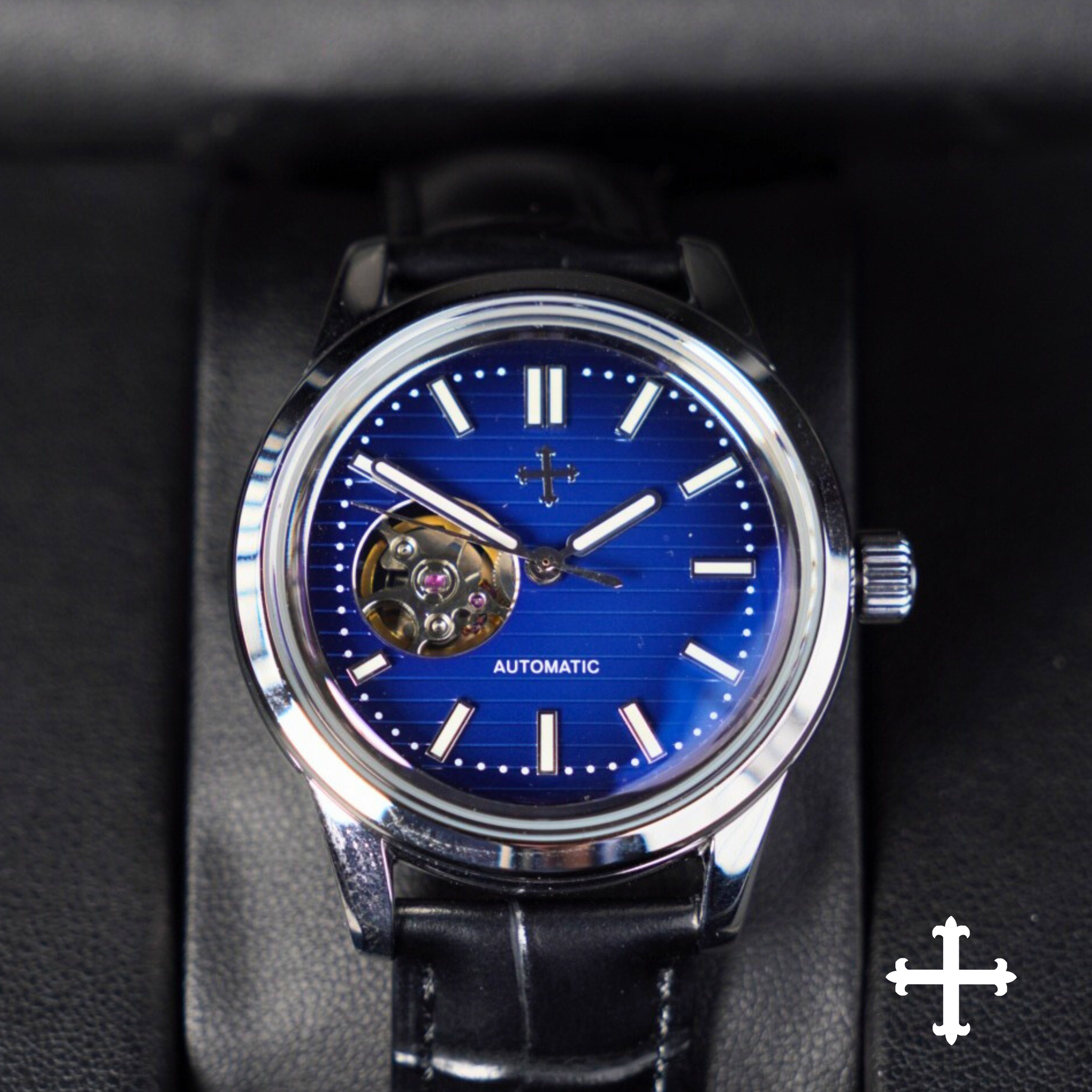 Portofino - Open Heart - Classic Blue